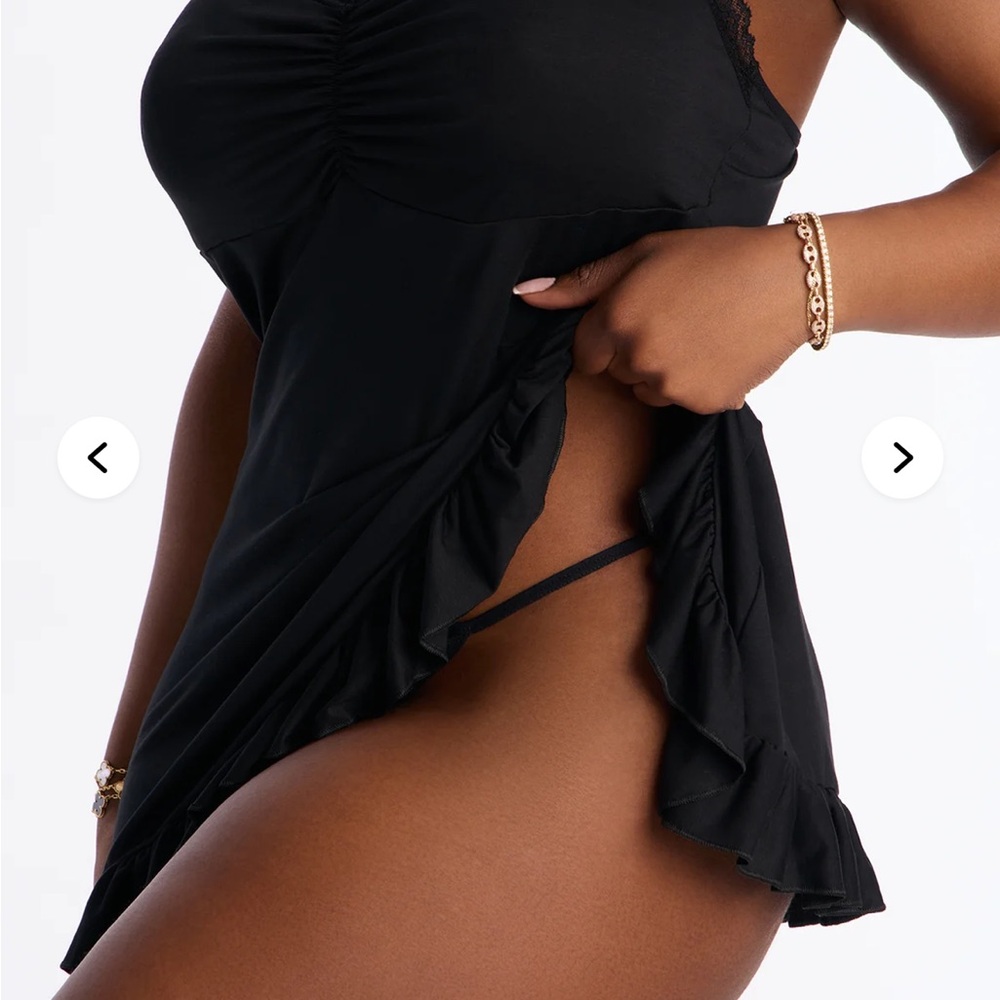 Fashion Nova Black Lace Detail Slip - Picture 4 of 5